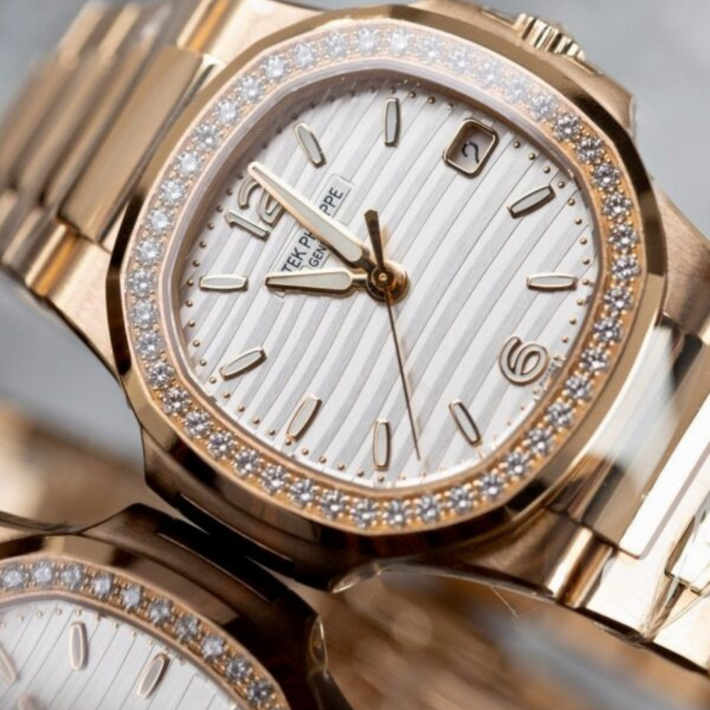 Patek Philippe Ladies Nautilus 7010/1R-011 - Image 6
