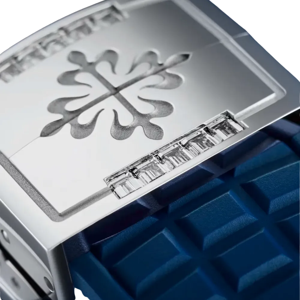 Patek Philippe Aquanaut Luce 5268/461G-001 White Gold Diamond Blue Sapphire Dial - Image 6